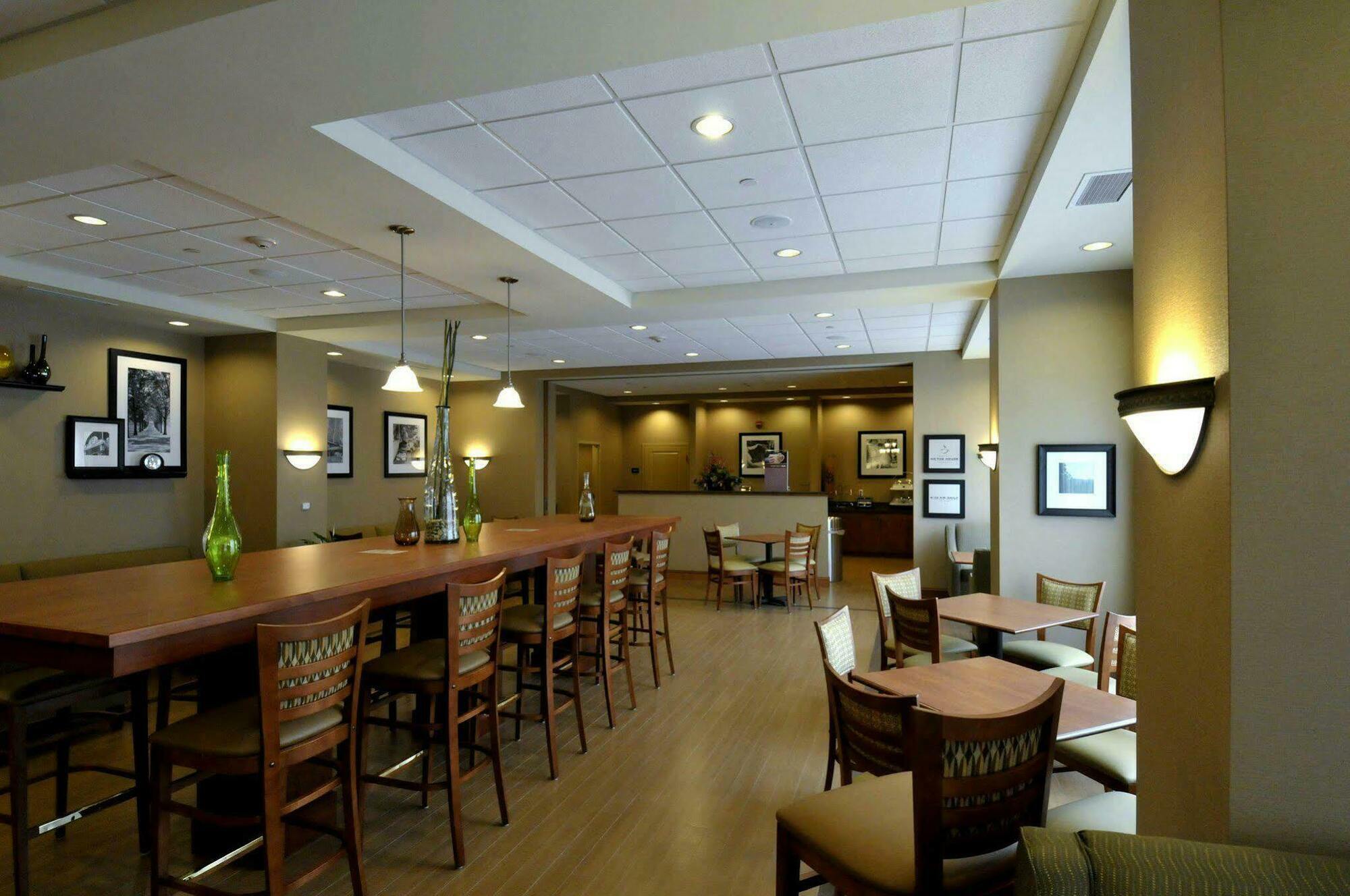 Hampton Inn Nashua Restoran gambar