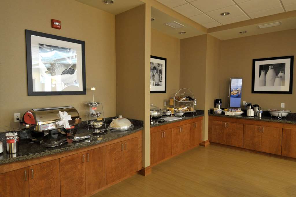 Hampton Inn Nashua Restoran gambar